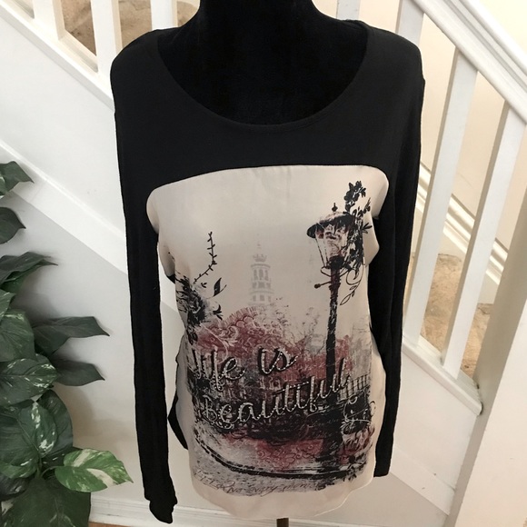 Round neck graphic shirt with rhinestone detailing - Picture 5 of 9